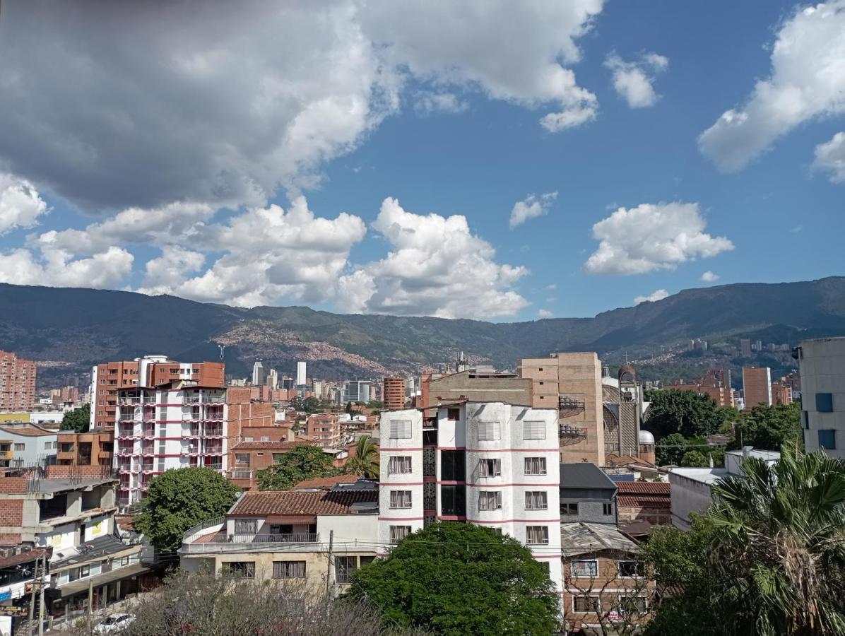 Beautiful & Comfortable Apartment In Laureles Medellin Ngoại thất bức ảnh
